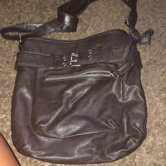 Purses - Picture 7 of 8